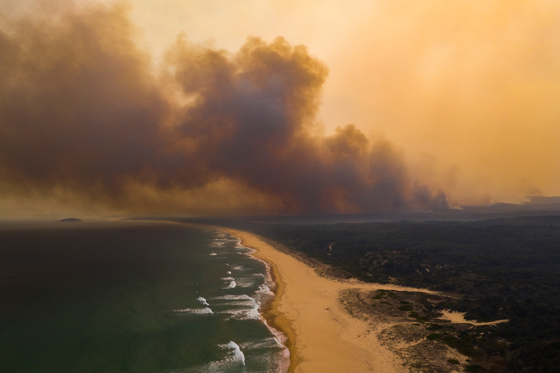 Bushfire smoke over sea